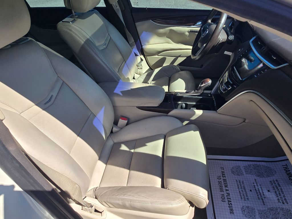 2013 Cadillac XTS Premium Collection - Photo 16