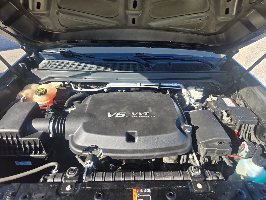 2018 Chevrolet Colorado Work Truck - Photo 16